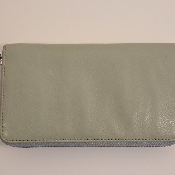 Aimee Kestenberg Zip-Around Leather Wallet – Sage 4.	Price (CAD) - Picture 3 of 7